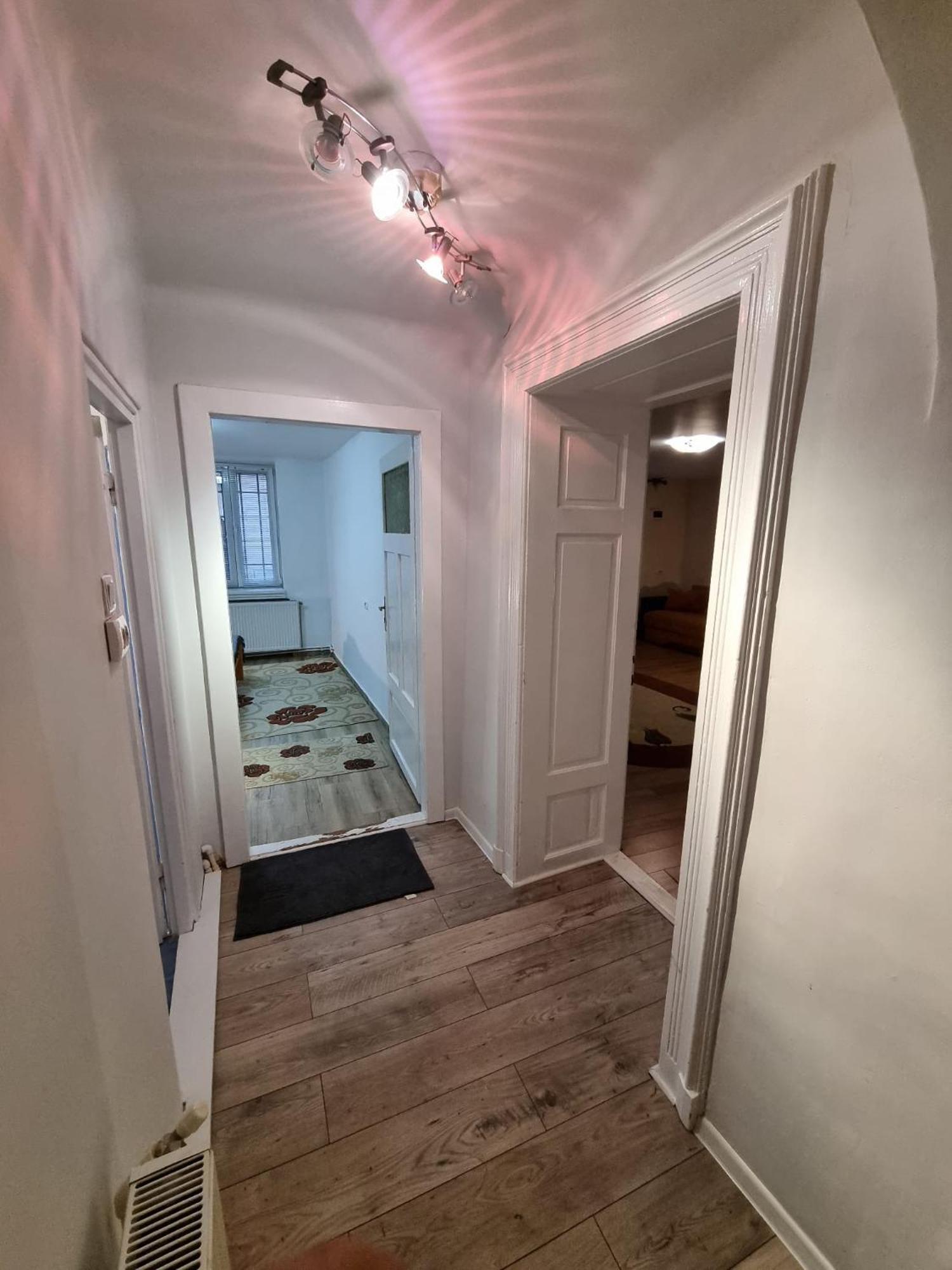 R Castle - 2 Room Apartment Брашов Экстерьер фото