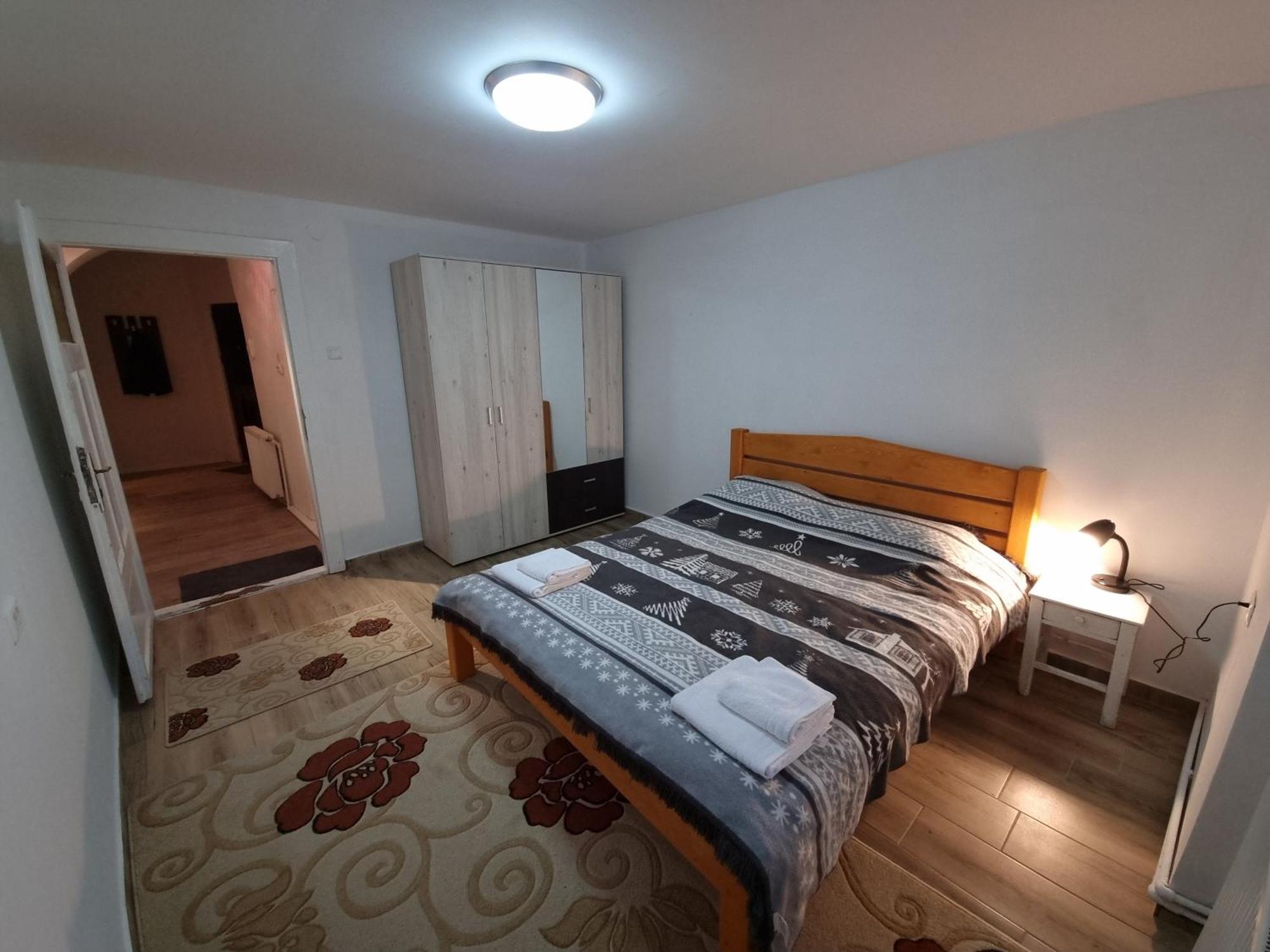 R Castle - 2 Room Apartment Брашов Экстерьер фото